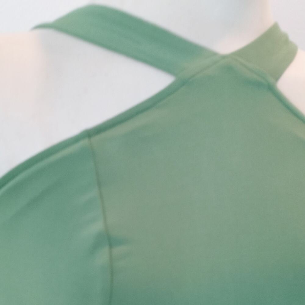 NEW YORK & COMPANY Green Paradise Halter Wide Leg Jumpsuit Cropped Coastal Chic - Picture 3 of 16